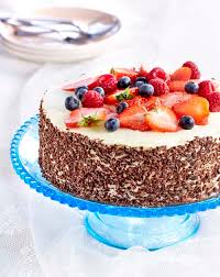 Recette Pour Genoise A La Creme Fraiche Et Aux Fruits Rouges Colruyt En Cuisine