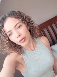 Looking for recommendations for a reliable airport taxi service. Bedford to  Heathrow Terminal 5. 3 people (2 adults, 1 child) along with about 9  suitcases (6 large and 3 cabin sized) and