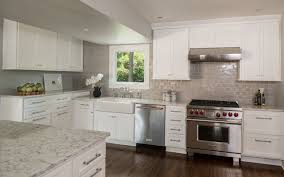 Find out the foolproof, timeless kitchen design styles that are sure to serve you for many years and learn how to materialise them in your building project. Timeless Kitchen Design Trends