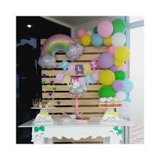 Fiesta Lluvia De Amor La Decoracion Para Este Cumpleanos Fiestas De Moda