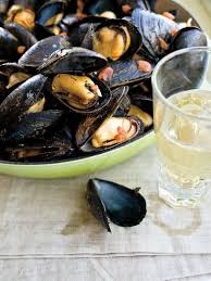 Eric Ripert S Mussels With Tomato Saffron Butter Recipe Celebrity Chef Recipes Chef Recipes Butter Recipe
