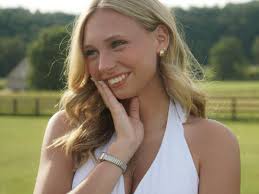 Encounter with MØNA: “I am a hopeless romantic, so a lot of my music  regarding love stems from that”