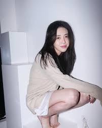 A netizen filed a complaint to investigate kwon mina's past bullying, and mina gives her opinion. Kwon Mina S Agency Reveals Why She Declined A Police Investigation Into Her Bullying Allegations Against Aoa Kissasian