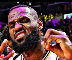 His Gameday apparel destined him to lose. BIGGEST game of his career and  he's wearing a basketball at the CFP 😭