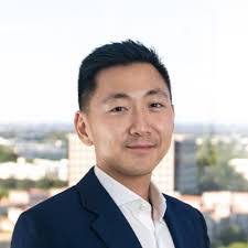 Kevin Melder's Instagram, Twitter & Facebook