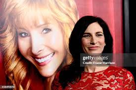 Actress Lisa Kudrow arrives at the premiere of HBO's "The Comeback"... News  Photo