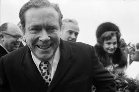 Warren and Betty Hearnes come home to Mississippi County