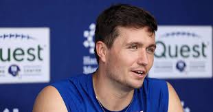 New York Giants left sweating