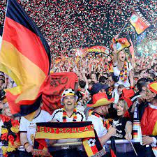 Viele fußballfans aus deutschland nutzen die wm in brasilien, um sich nicht nur die spiele anzuschauen, sondern auch das land näher zu erkunden. Deutschland Gegen Brasilien Nach Dem Spiel Ist Vor Dem Finale Shz De