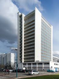 Sxtx announces 'converse' collaboration … news august 30, 2018. Renovation De La Tour Europe 2pma 2pma Agence D Architecture A Bordeaux