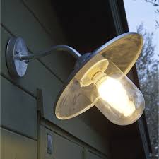Applique Descendante Exterieure Riga E27 60 W Galvanise Inspire Eclairage Exterieur Eclairage Terrasse Luminaire Exterieur