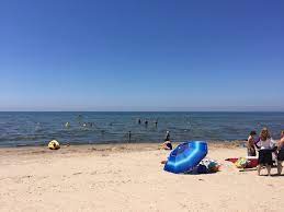 Plus, there is a lifeguard on duty during the summer months! 5 Best Beaches To Visit On Lake Ontario In New York State