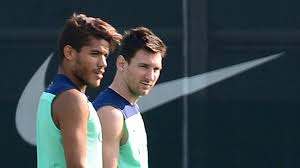 Giovani dos santos, jugador de la seleccion mexicana y el barcelona. Transfer News Jonathan Dos Santos Set To Join Brother At Villarreal Sporting News