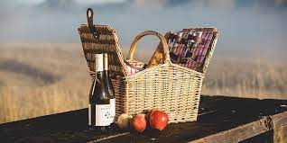 You also get a bamboo cutting board, bottle opener, and a blanket. Best Picnic Baskets Of 2021