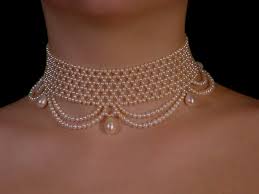 Woven Pearl Choker With Drapes By Marina J Boncuk Kolyeler Boncuklu Kolyeler Boncuklu Bileklikler