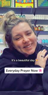 my everyday prayer. swear it makes my days 1000x better.  🫶🏼#HolidayOREOketok #karaoke #jesus #jesustok #itsabeautifulday  #HolidayOREOke