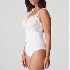 Body con tirantes opcionales, escote palabra de honor y escote espalda baja. Body Moldeador Copa Reductora Sophora Primadonna 463186