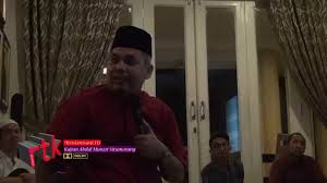 Kalau tidak salah ini adalah suatu pernyataan dari seorang ustadz yang bernama munzir situmorang lc dalam suatu kotbah pencerahan agama. Abdul Munzir Situmorang Kami Akan Laporkan Aksi Kristenisasi Di Cfd Youtube