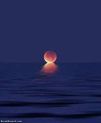It was taken when the spacecraft was just 58 miles (93 kilometers) above the surface. Beautiful Moon And Ocean Breakbrunch