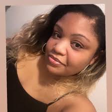 Zoe Ray ❤️‍🔥🥂 (@sincerelyzoeray)