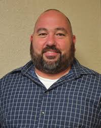 Daly praises CSMs during ceremony