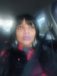 Just coming through to say hello to everyone. Just wanted to give words of  encouragement. No matter what life throws at us. We got to keep pushing.  Don't give up!! Today has