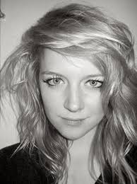 Emily Underhill's Instagram, Twitter & Facebook