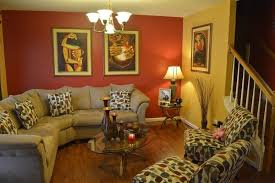 The sectional sofa plan also helps to define convenient areas in the living rooms where you can lounge out. How To Arrange Throw Pillows On A Sectional Sofa Krostrade