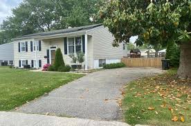 Searching for a home in usa? 808 Scott Cir Glen Burnie Md 21060 Mls Mdaa467504 Redfin