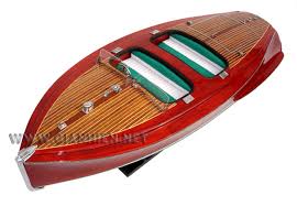 1957 chris craft barracuda kit boat. Model Boat Chris Craft Deluxe Runabout 1942