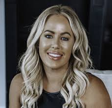 Jessica Fulk's Instagram, Twitter & Facebook