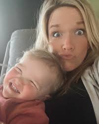 𝐆𝐨 𝐚𝐥𝐥 𝐢𝐧 𝐨𝐧 𝐘𝐎𝐔. 𝐍𝐨 𝐨𝐧𝐞 𝐞𝐥𝐬𝐞 𝐢𝐬 𝐜𝐨𝐦𝐢𝐧𝐠 𝐭𝐨  𝐛𝐮𝐢𝐥𝐝 𝐲𝐨𝐮𝐫 𝐝𝐫𝐞𝐚𝐦. 𝐁𝐞𝐭 𝐨𝐧 𝐲𝐨𝐮𝐫𝐬𝐞𝐥𝐟,  𝐛𝐞𝐥𝐢𝐞𝐯𝐞 𝐢𝐧 𝐲𝐨𝐮𝐫 𝐯𝐢𝐬𝐢𝐨𝐧, 𝐚𝐧𝐝 𝐬𝐡𝐨𝐰 𝐮𝐩 𝐰𝐢𝐭𝐡  𝐞𝐯𝐞𝐫𝐲𝐭𝐡𝐢𝐧𝐠 𝐲𝐨𝐮'𝐯𝐞 𝐠𝐨𝐭 ...