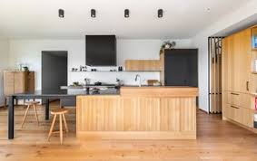 This contemporary kitchen design successfully blends modern and traditional kitchen aesthetics, creating a timelessly beautiful design which will appeal to both modern and traditional design enthusiasts. Best 60 Modern Kitchen Wood Cabinets Design Photos And Ideas Dwell