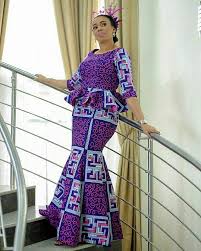 Chemisier tunique robe pagne modèles chemisier sari cou styles de tuniques robes de haute couture tenues à la mode modèles brassière. Pin By Birgitta Silver On African Inspiredcouture Latest African Fashion Dresses African Attire African Print Fashion
