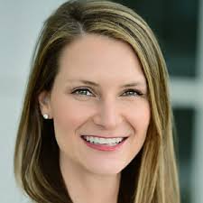 Tara Helms's Instagram, Twitter & Facebook