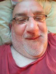 Hi I am Jeff looking to meet a lovely lady for friendship and see what  happens after that.i live in Petersfield. I am a caring loving loyal man.  Just looking for a