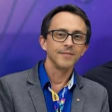 Amazon.com: Carlos Henrique Pereira Mello: books, biography, latest update