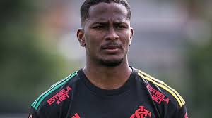 CSA contrata Lucas Ryan, emprestado pelo Internacional