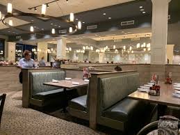 Ga naar de website van het restaurant of wacht tot u het restaurant bezoekt voor meer. Paula Deen S Family Kitchen 763 Photos 693 Reviews American Traditional 1202 Celebrity Cir Myrtle Beach Sc Restaurant Reviews Phone Number Menu