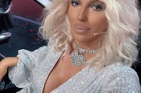 Jelena karleuša prvi put u karijeri otvara vrata milionskog garderobera: Jelena Karleusa Snimit Ce Duet S Brazilskim Drag Queenom 24sata