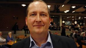 Nej, det er ingen aprilsnar i oktober: Borgmesteren og Kim Larsen var i  familie