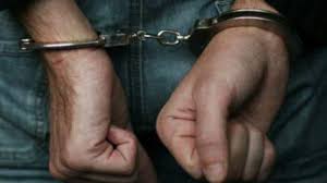 .cu publicul din cadrul oficiului de cadastru și publicitate imobiliară bucurești, iulian bocșe, sub acuzațiile de luare de mită și abuz în serviciu. Seful Biroului Resurse Umane De La Oficiul De Cadastru Bucuresti Retinut Pentru Luare De Mita Ziarul National