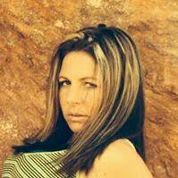 Dawn Munk's Instagram, Twitter & Facebook