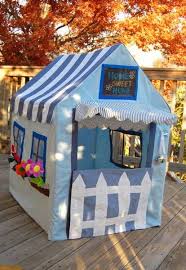 20 Cabanes Pour Jouer A Faire Ou Acheter Cabane En Carton Artisanat Enfants Bricolage Et Maisonnette Enfant