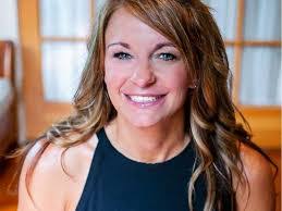 Alexa Hesse's Instagram, Twitter & Facebook