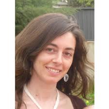 María ARROYO-HERNÁNDEZ