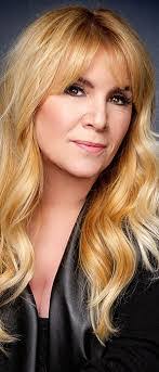 Danielle Larkin's Instagram, Twitter & Facebook