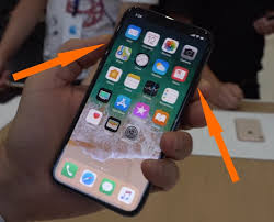 Screenshots from your iphone are great for sharing moments from your favorite videos, high scores from your games, conversations on social networks like twitter or. How To S Wiki 88 How To Screenshot On Iphone Xr