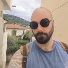 Should I get a hissing from my petrol tank when I open the cap?