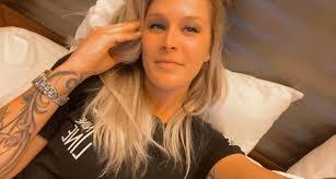 Taryn Anderson's Instagram, Twitter & Facebook